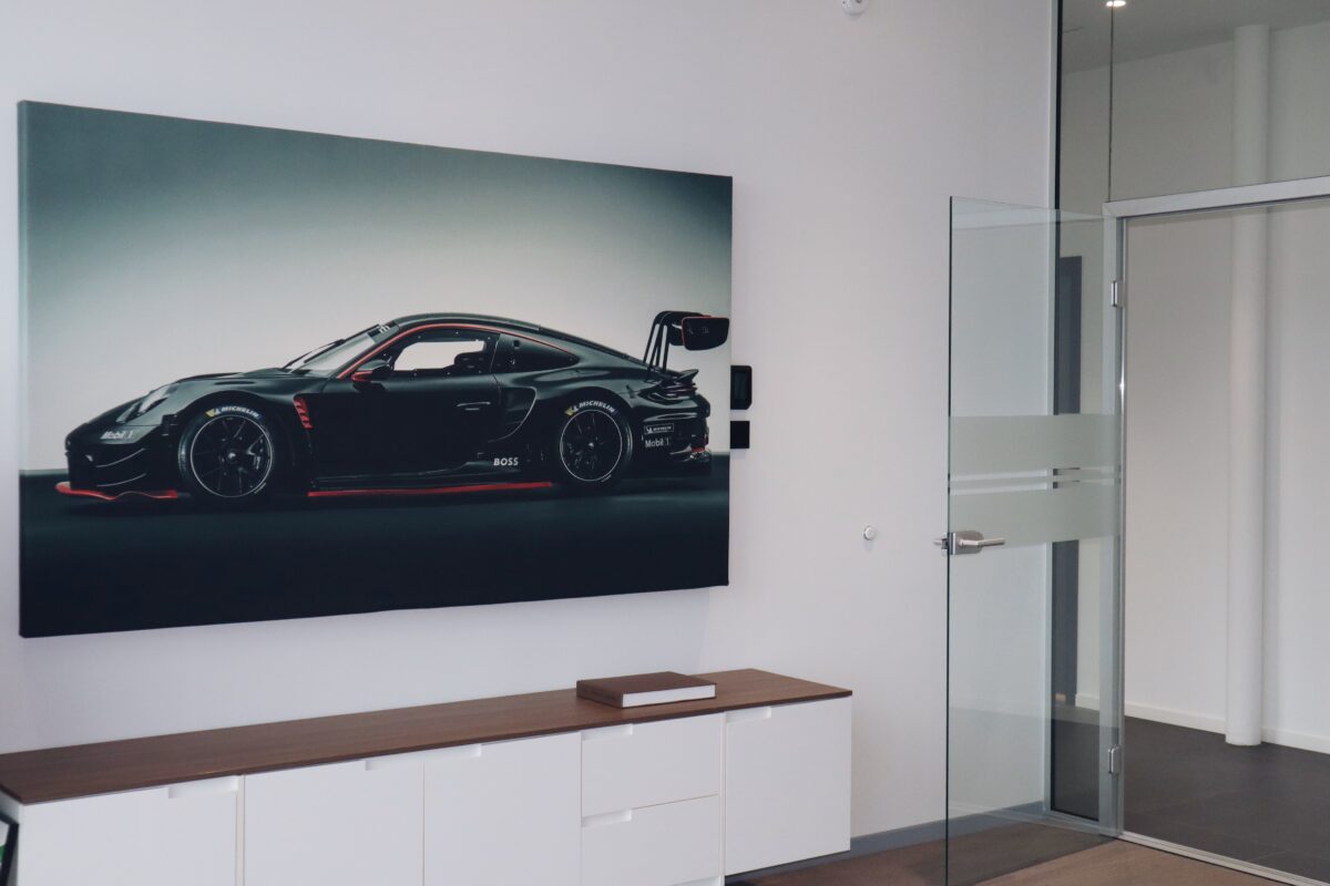 Porsche Center