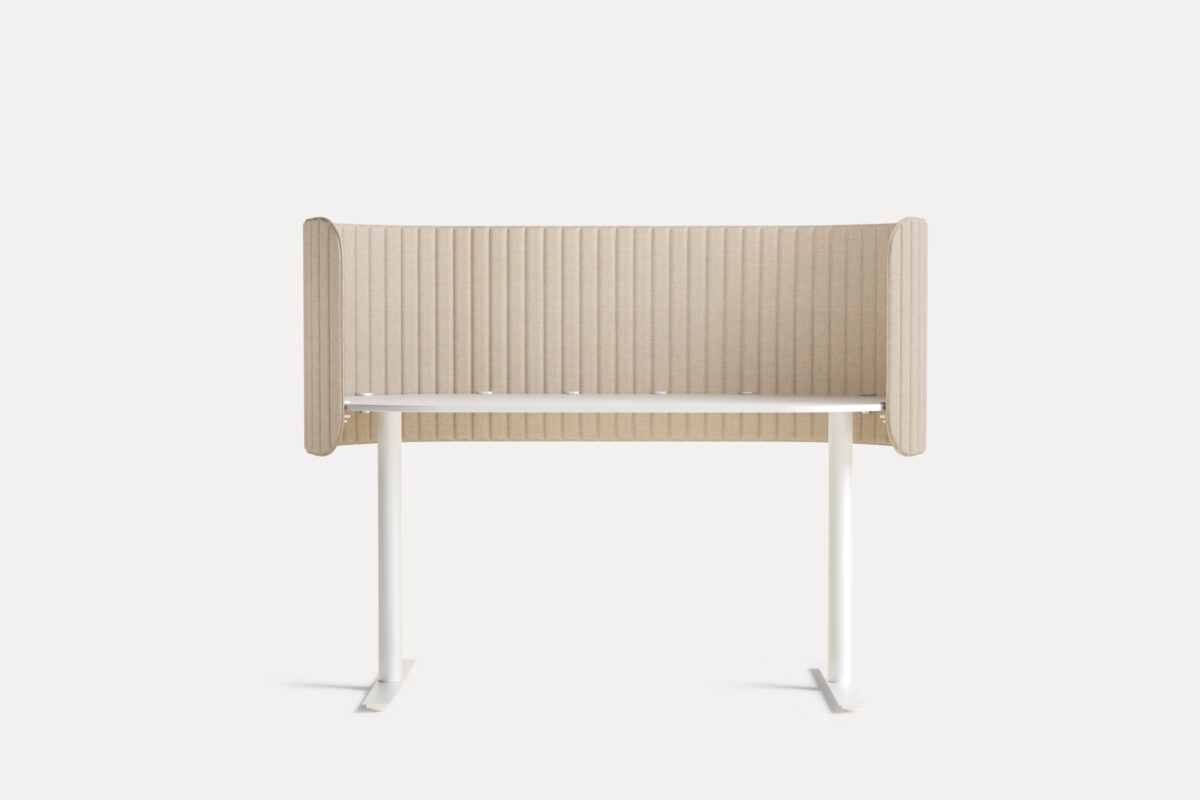 Focus® Desk Divider